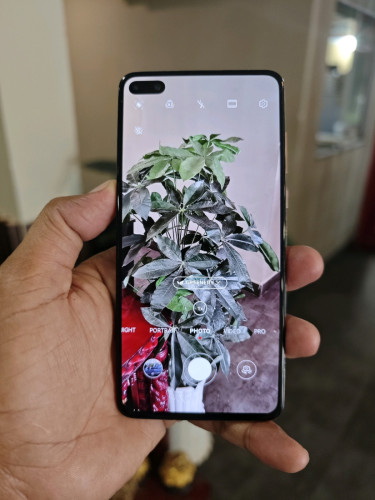 Huawei P40 8g/128g_Global(វៃដូរបាន)👉$125