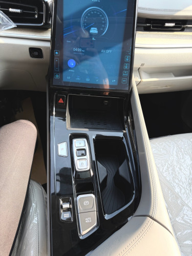 Hyundai CUSTIN