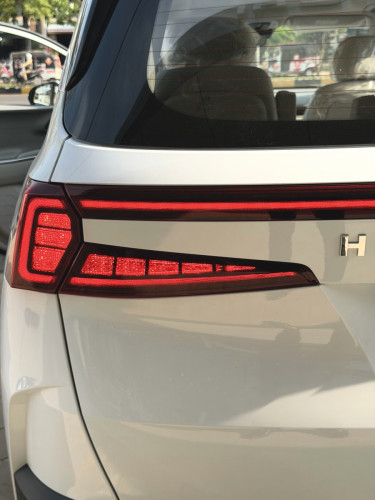 Hyundai CUSTIN