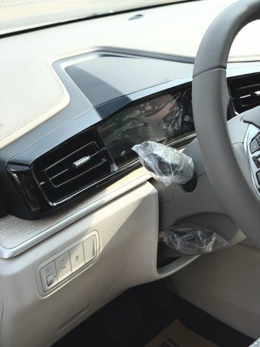 Hyundai CUSTIN