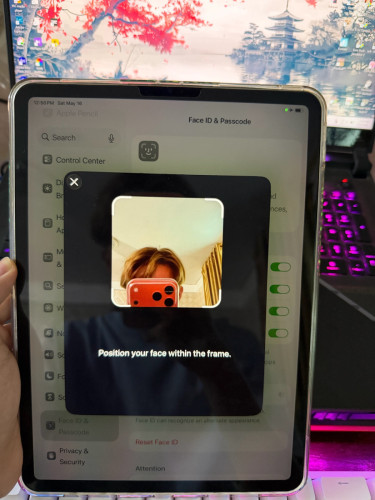 (SOLD OUT) iPad Pro M1 11" inch SIM + WIFI, All Original Parts