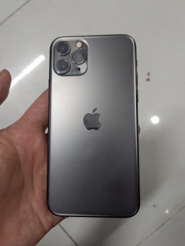 iPhone 11 Pro Sim2
