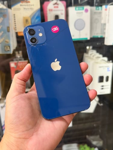 iPhone 12. 128g  ( បែកដូបរូប​ តែការប្រេីប្រាស់បានធម្មតាទាំងអស់)