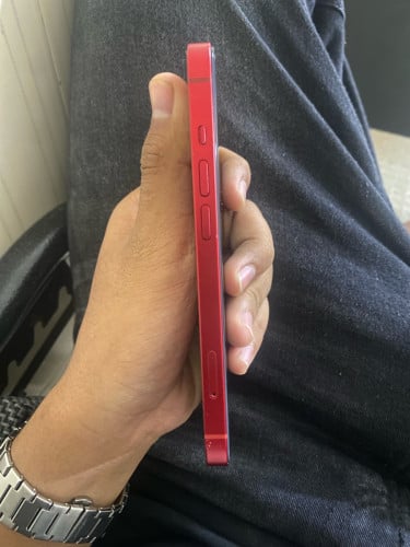 iPhone 13 128GB 210$