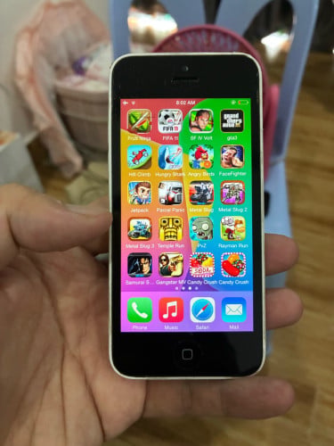 Iphone 5c លេងហ្គេម ស្តាប់ចំរៀង លេងfacebook youtube ដាក់ស៊ីម ស៊ែរអ៊ីនធើណែត4g