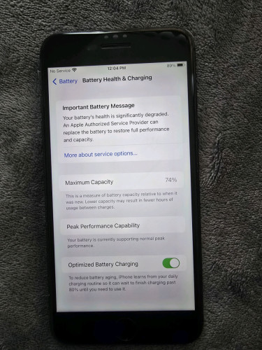Iphone 8 plus 64gb Zin ទាំងអស់ ថ្មី 74% មានស្កេន