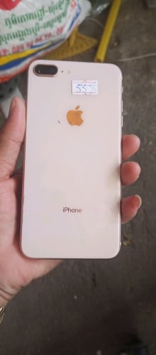iPhone 8phus