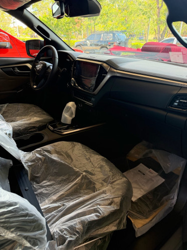 ISUZU D’MAX 2026 V-CROSS FULL ថ្មីខ្លាញ់គោ