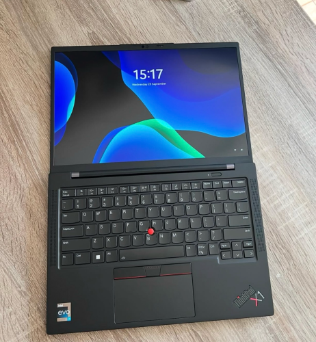 Lenovo Thinkpad X1 Carbon Gen 10