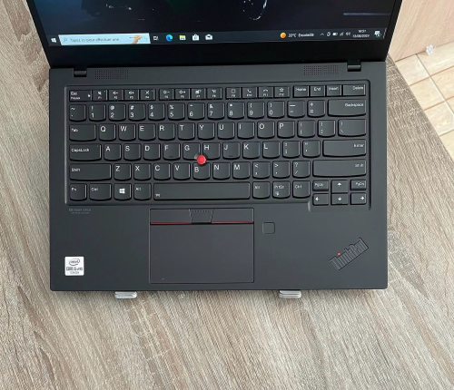 Lenovo Thinkpad X1 Carbon Gen 8