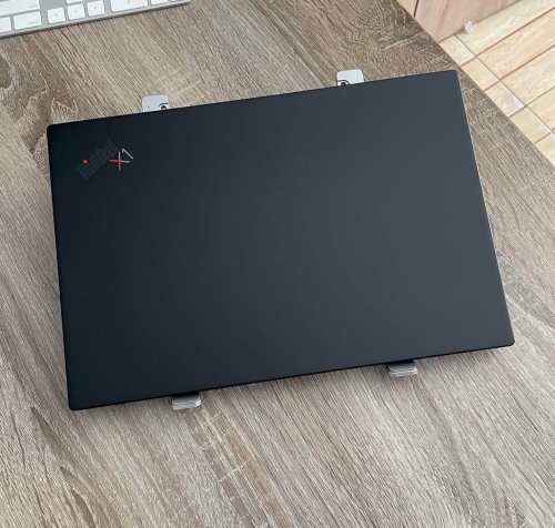 Lenovo Thinkpad X1 Carbon Gen 8