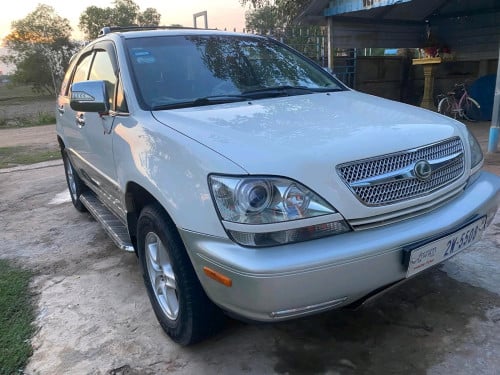 LEXUS RX 300