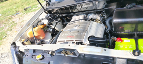 LEXUS RX 300 99 ប៉ុងពី