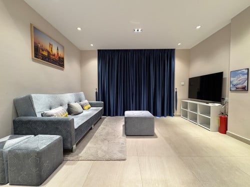 Luxury 3-BR in TK for rent