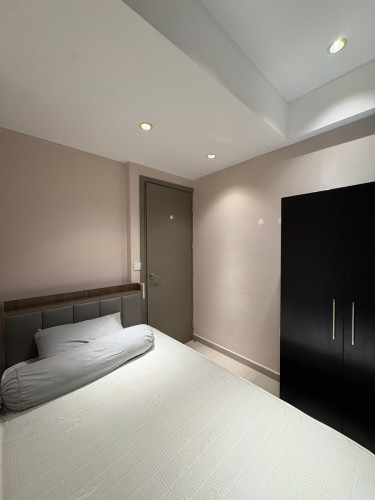 Luxury Condo 3-BR in TK for rent