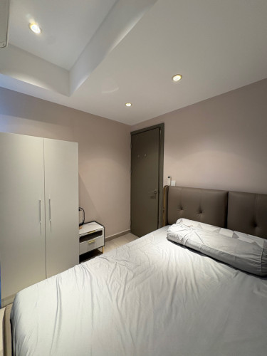 Luxury Condo 3-BR in TK for rent