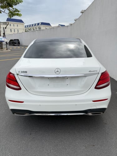 Mercedes E300 AMG Package
