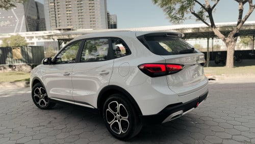 MG ZS32 2026