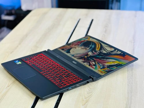 MSI Katana GF66 12UC / VGA RTX 3050 4GB / Core i7-12th / Ram 16GB /512GB