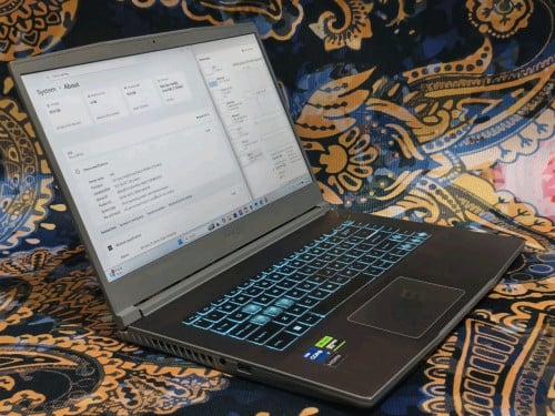 MSI Thin 15 B12UC
