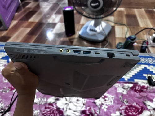 Msi Thin 15 B12UC-CPU 5 12th-Ram 8GB DDR4 3200-M.2 512GB-VGA RTX 3050 4G-Screen 15.6 inch144hz