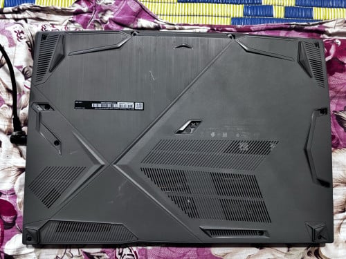 Msi Thin 15 B12UC-CPU 5 12th-Ram 8GB DDR4 3200-M.2 512GB-VGA RTX 3050 4G-Screen 15.6 inch144hz