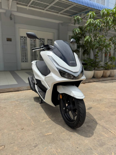 Pcx 125cc 025 Japan for sell 23 ទឹកថ្នាំ100%zin