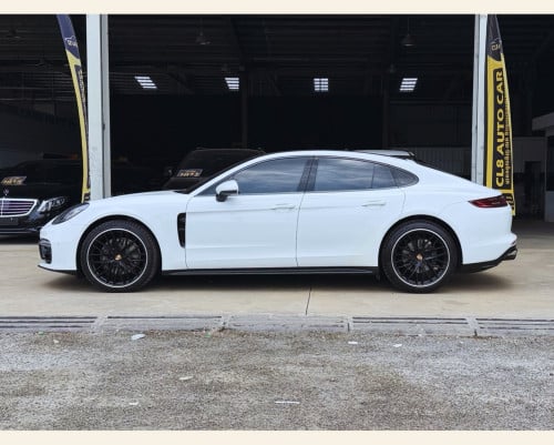 Porsche panamera 4 2017
