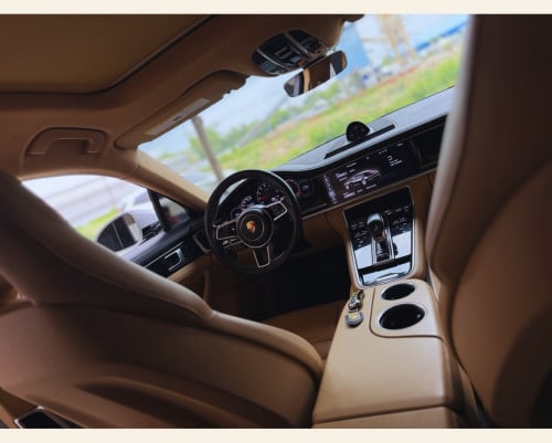 Porsche panamera 4 2017