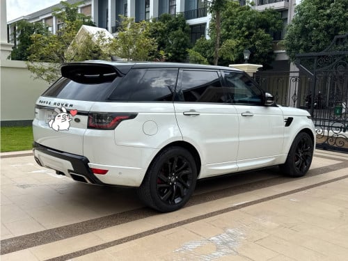 Range Rover Sports Full Option V6 2018 ទើបប្រើបានជាង 50000Km ម្ចាស់ដើមប្រើថែខ្លាំង ធានាឡានស្អាត