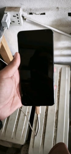 Red magic 6s pro ខូចអេក្រង់លក់