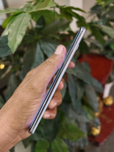 Samsung S10+ 8g/128g_Korea(វៃដូរបាន)👉$135