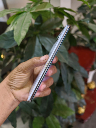 Samsung S10+ 8g/128g_Korea(វៃដូរបាន)👉$135