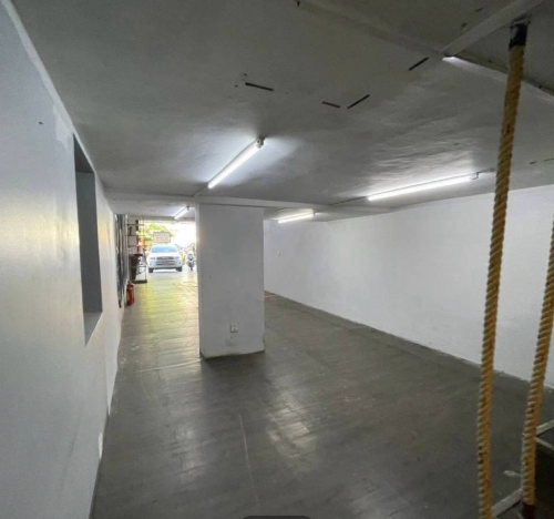 Shophouse for rent at Doun Penh