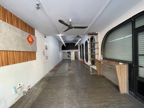 Shophouse for rent at Doun Penh