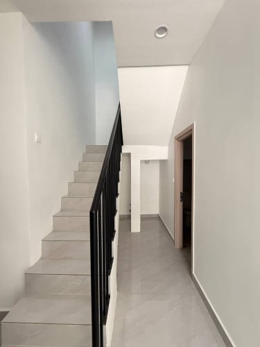 Shophouse for rent at Toul Tum Pung