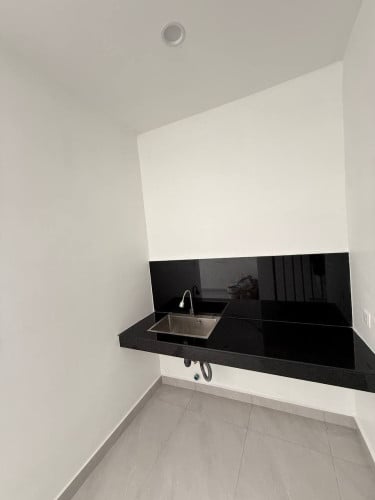 Shophouse for rent at Toul Tum Pung