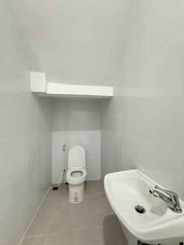 Shophouse for rent at Toul Tum Pung