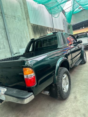 Tacoma តួខ្ពស់ឆ្នាំ 2000 ប្រភេទ1បាំងកន្លះ 6ម៉ាសុីន