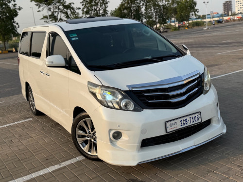 Toyota Alphard 2012 បើកដំបូល