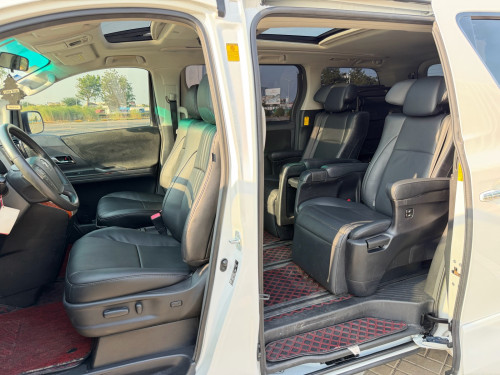 Toyota Alphard បើកដំបូល 2012 ម្ចាស់ដើម