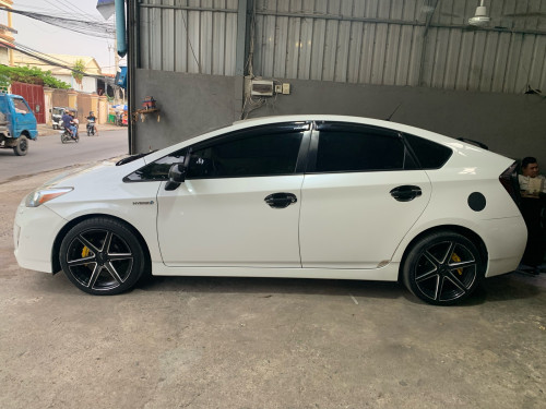 Toyota Prius 2010 option 5