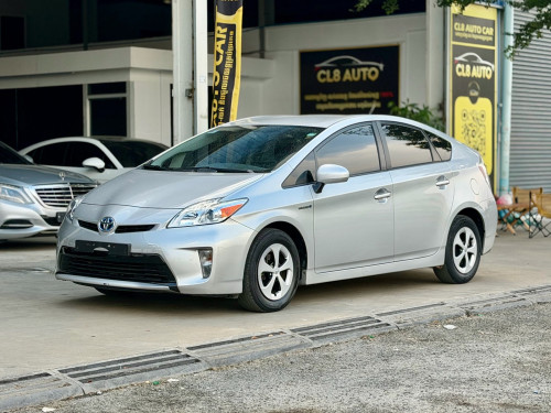Toyota Prius 2012 Option 2