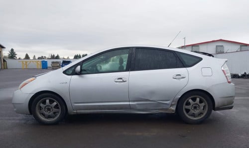 09 Toyota Priuy Full Touring