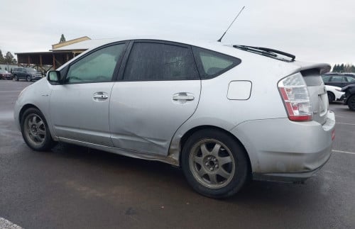 09 Toyota Priuy Full Touring