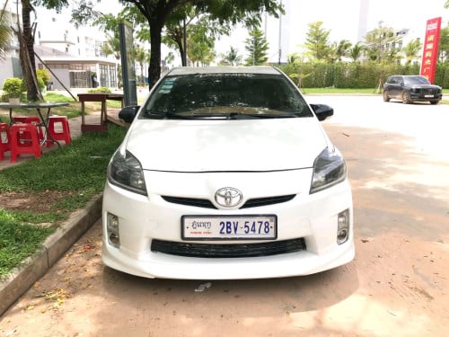 Toyota Pruis 2010 option 2up3 ម្ចាស់ដើម 14800$ ដាច់