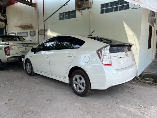 Toyota Pruise 010 Option 4