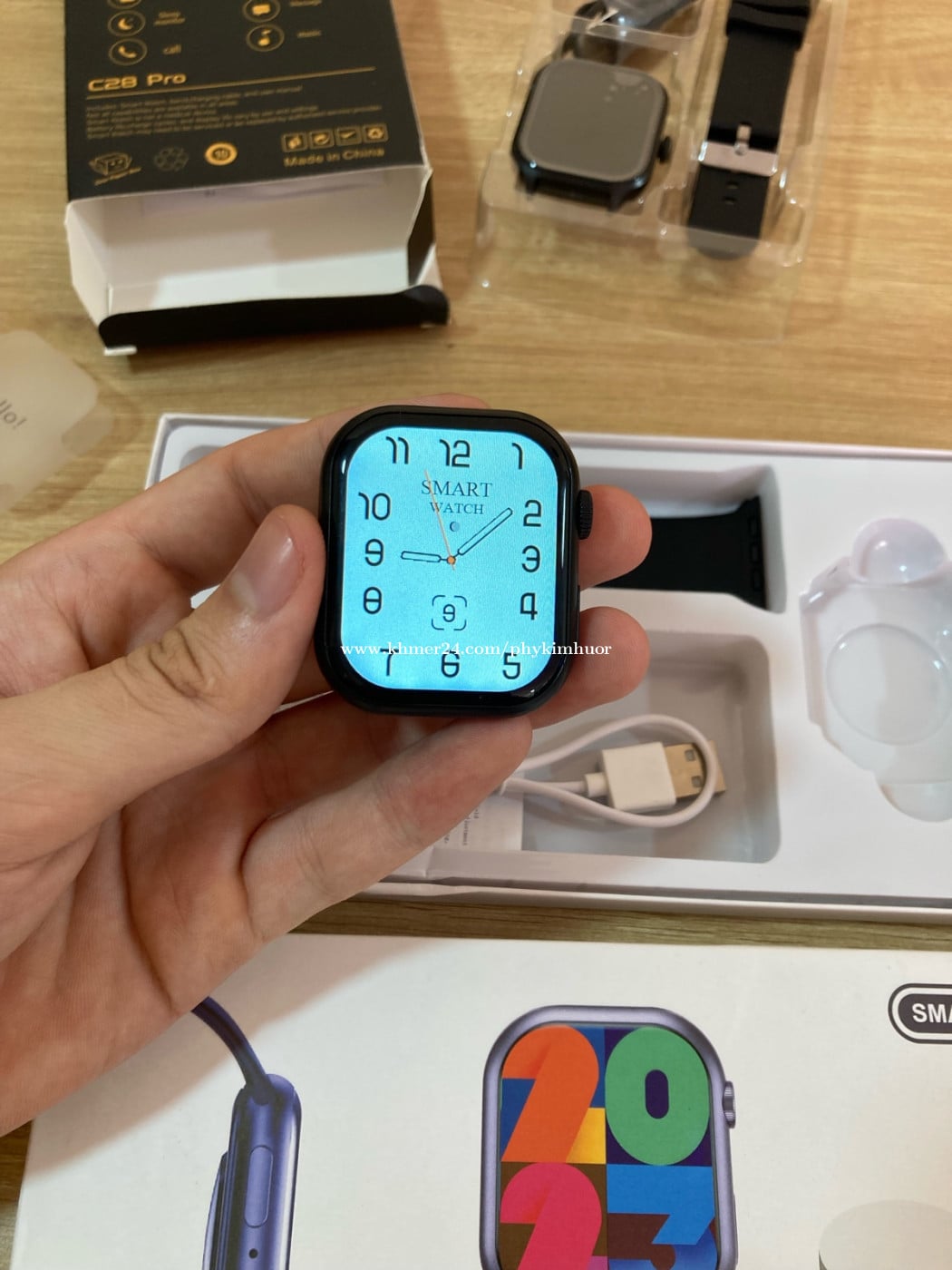 នាឡិកាឆ្លាតវៃ ⌚️