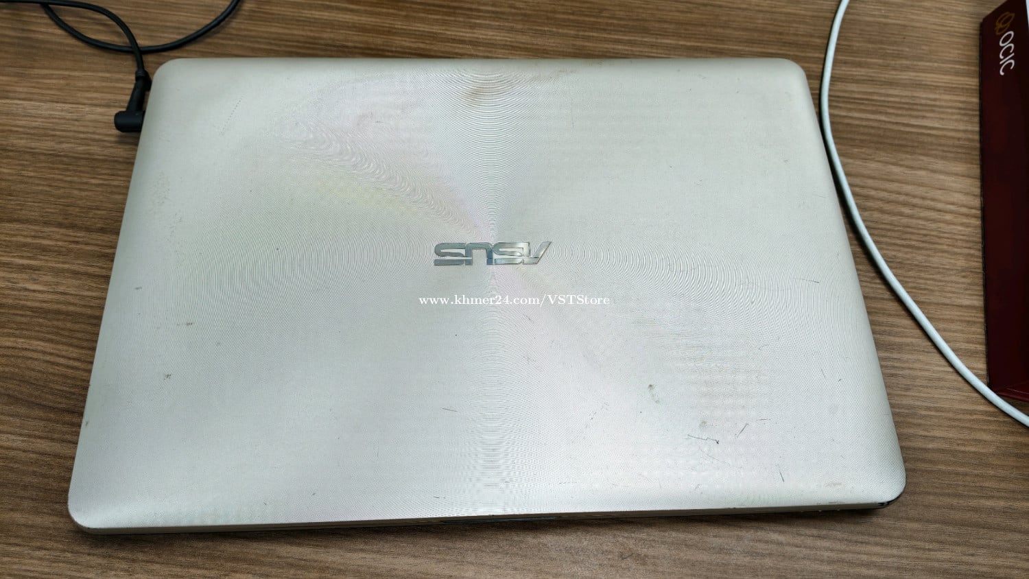 ASUS VivoBook 14 A442UA