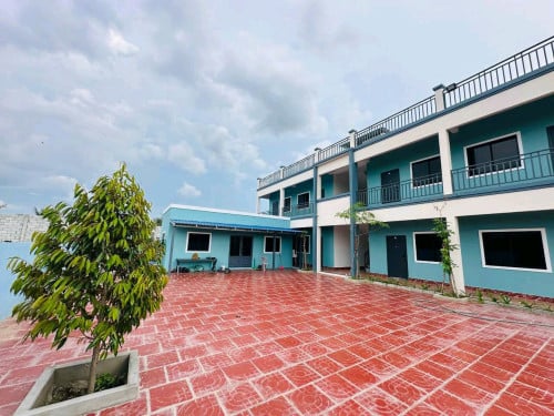 ដីនិងផ្ទះបែបលំហែរលក់បន្ទាន់:  នៅស្រុកទឹកឈូ ខេត្តកំពត